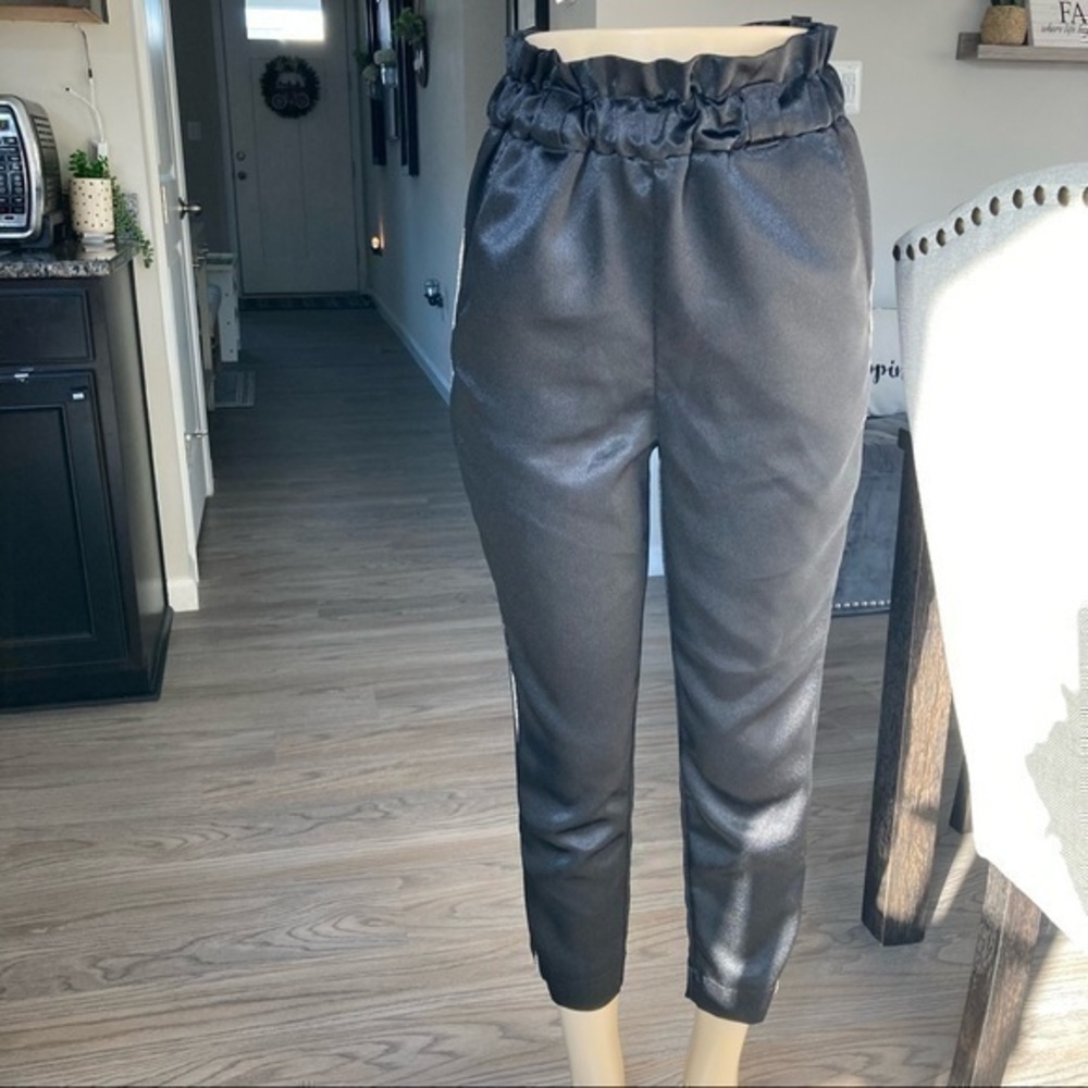 ✨ Express Black Skinny Tapered Trouser Silk Satin Pants rhinestone leg XS - Picture 3 of 8
